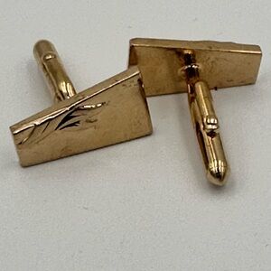 Swank Gold Tone Leaves Cufflinks -KJMC3